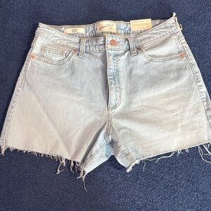 Universal Thread Light Wash Jean Shorts size 10, NWT #632